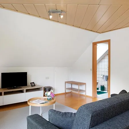 Glashuette דירה *